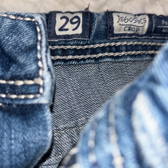 Miss Me Cut-Off 11” Denim Shorts, Size 29 - Picture 8 of 12